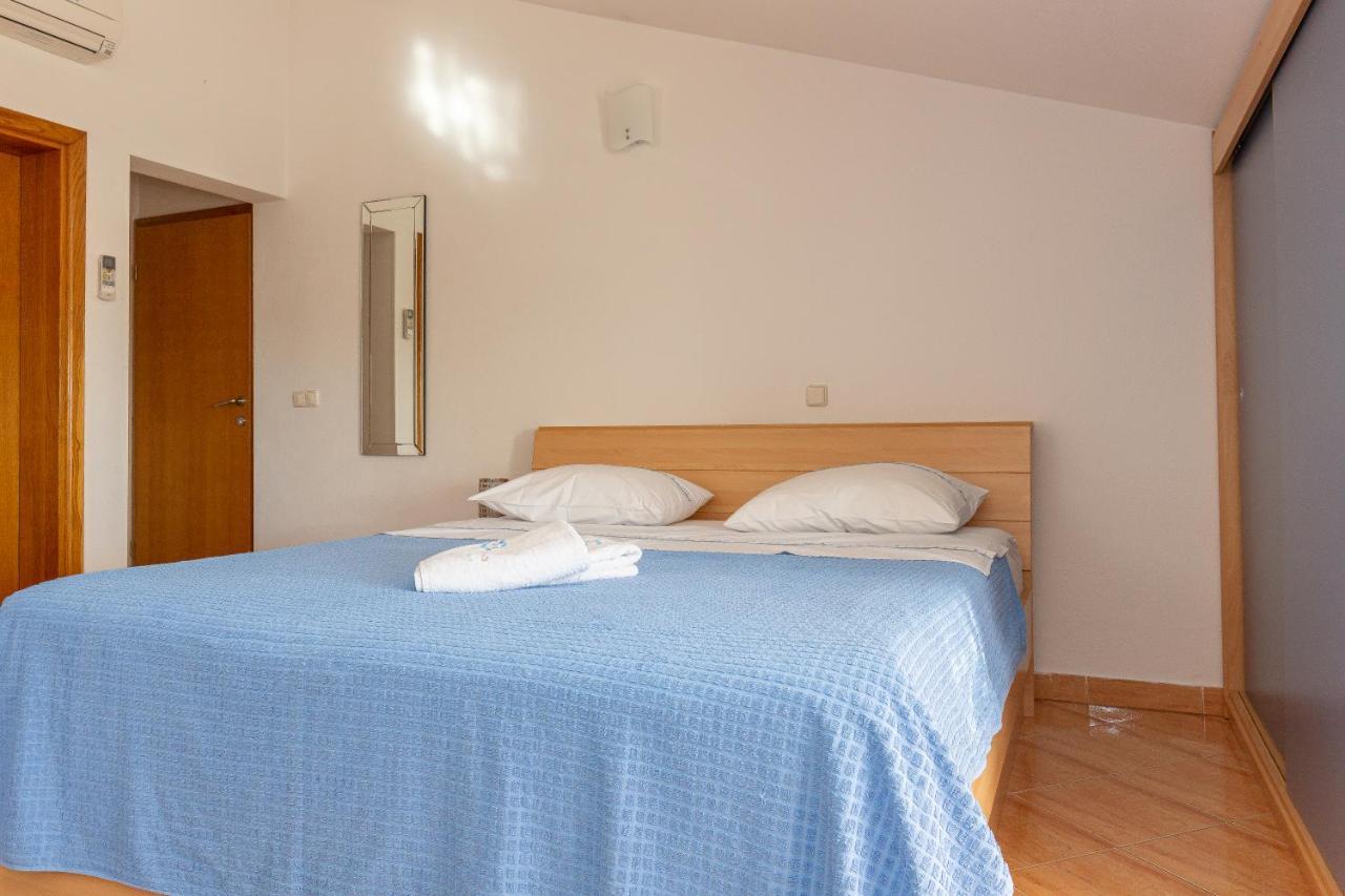 Apartments Dalmata Biograd Biograd Na Moru Exteriér fotografie